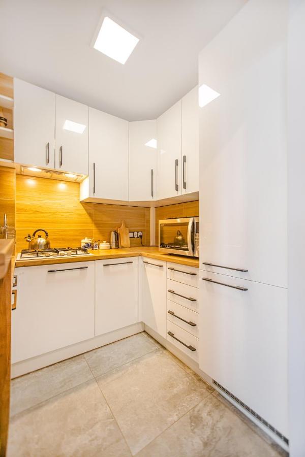 Charming Apt Next To Lazienki Park And City Center Varsavia Esterno foto